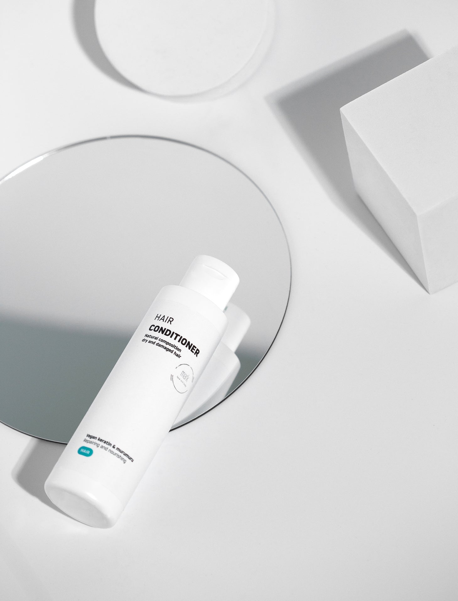 MARK hair conditioner Vegan keratin & murumuru - Kondicionér pre suché a poškodené vlasy