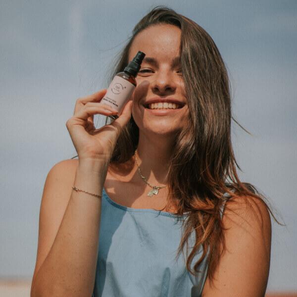 MARK face water Damask rose - na čistenie a upokojenie unavenej pleti MARK scrub Slovensko 