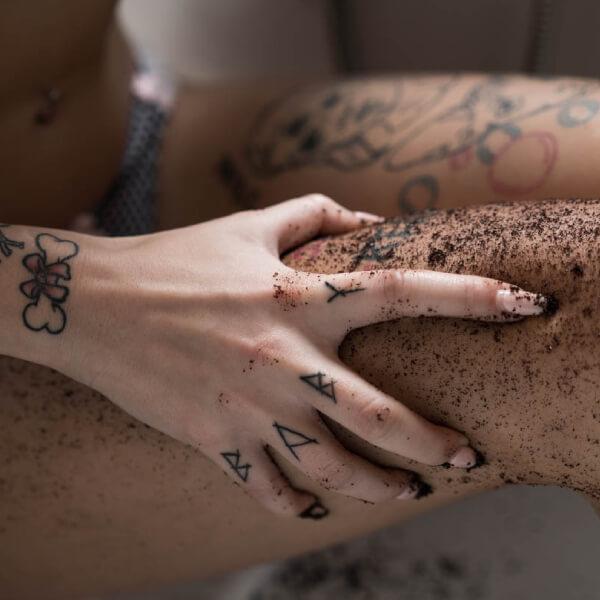 MARK coffee scrub Original - s kávovým olejom Scrub Forward Group 